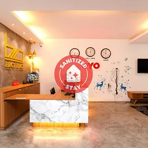 Oyo 89355 Big Big Johor Bahru
